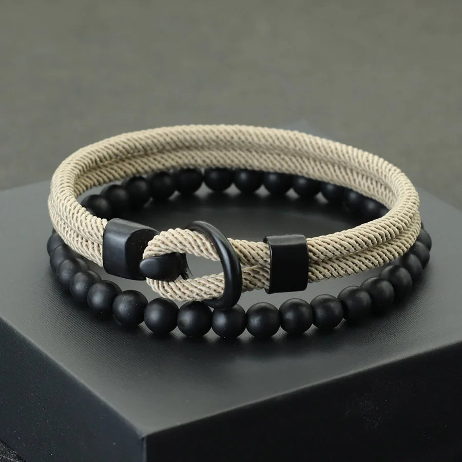 Bracelets Onyx Minimal A simple but powerful set, with the elegance of onyx