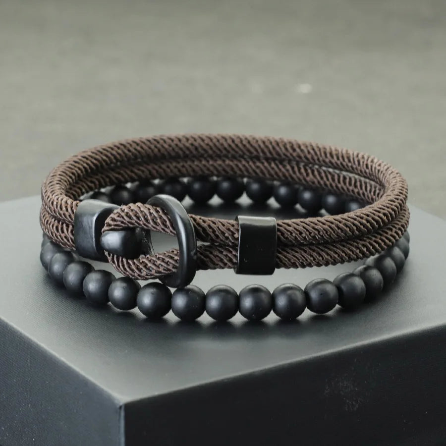 Bracelets Onyx Minimal A simple but powerful set, with the elegance of onyx