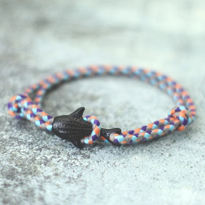 Shark Tide Bracelet Represents the connection between the energy of the sea and the adventurous spirit