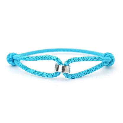 Pulsera de Cordón Trenzado – Estilo Minimalista Ajustable