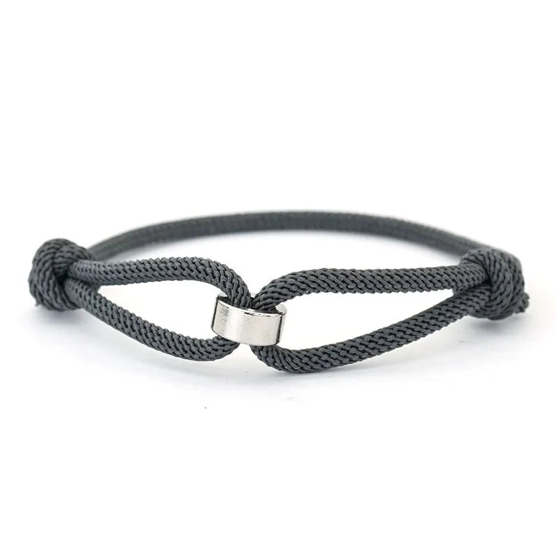 Pulsera de Cordón Trenzado – Estilo Minimalista Ajustable