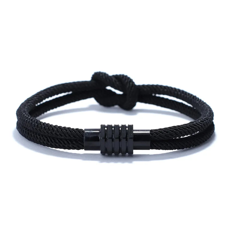 Bracelet Eternal Knot Represents a strong and endless bond