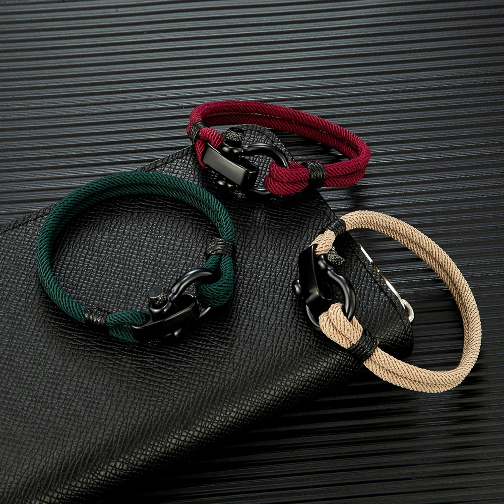 Outdoor Rescue Bracelet Durable Rope & Steel Shackle Buckle