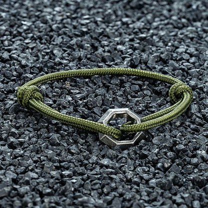 Eterna Loop symbolizes continuity and modern style. deideas