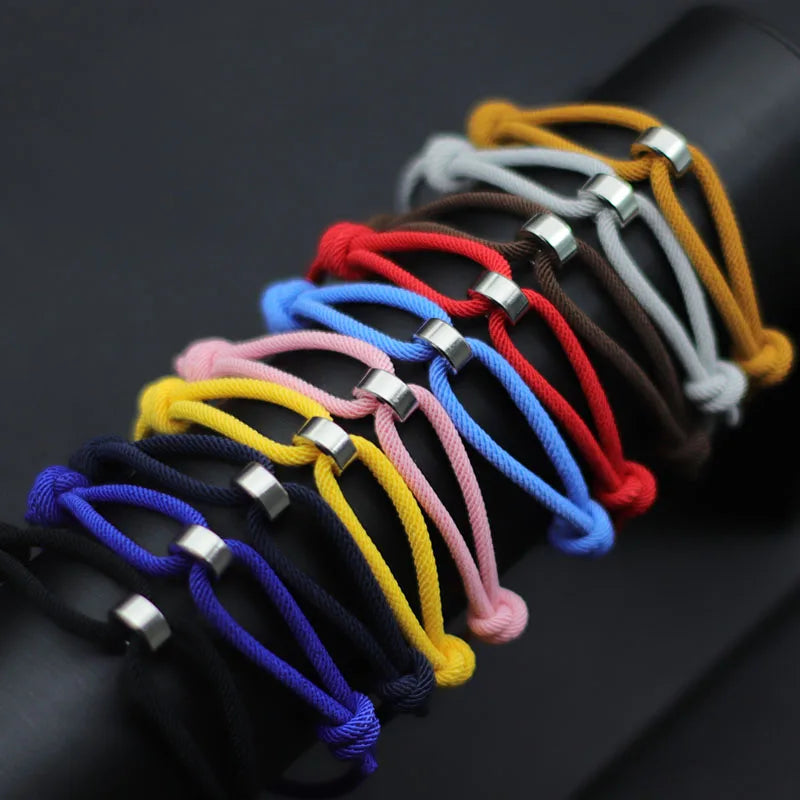 Pulsera de Cordón Trenzado – Estilo Minimalista Ajustable