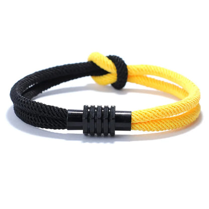 Bracelet Eternal Knot Represents a strong and endless bond