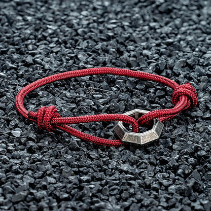 Eterna Loop symbolizes continuity and modern style. deideas