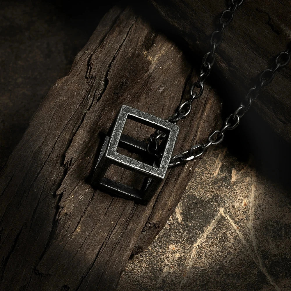 Eterna Cube merges modern style with the concept of infinite possibilities. deideas