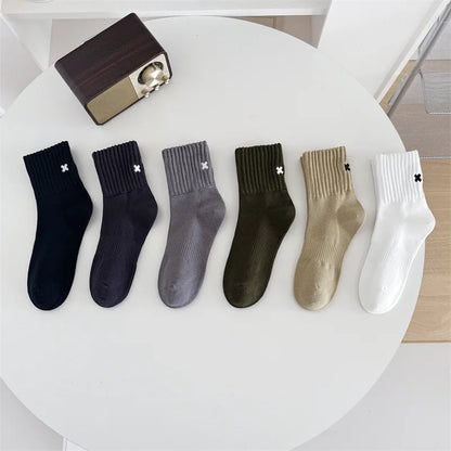 Calcetines de algodón bordados a media pantorrilla - UE 38-44, 4 colores, unisex