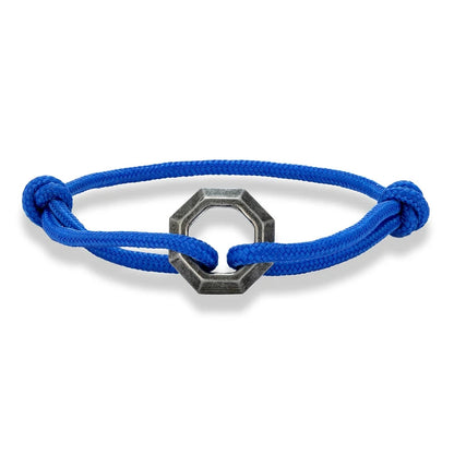 Eterna Loop symbolizes continuity and modern style. deideas