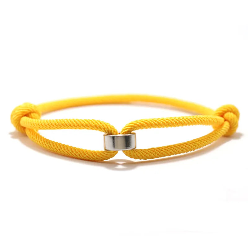 Pulsera de Cordón Trenzado – Estilo Minimalista Ajustable