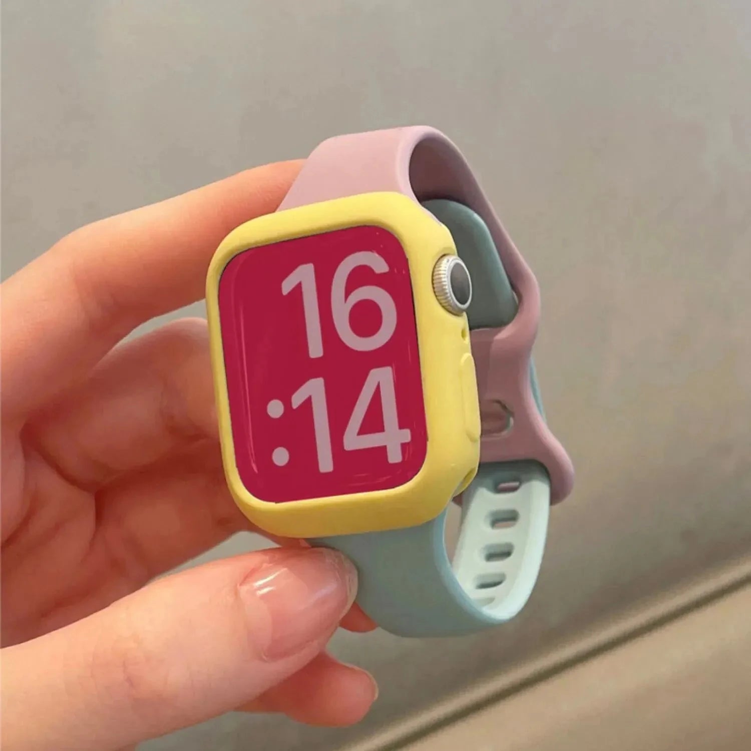 SilkLight Strap Soft, feather-light, and crafted for a feminine, sophisticated look. deideas