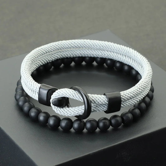 Bracelets Onyx Minimal A simple but powerful set, with the elegance of onyx