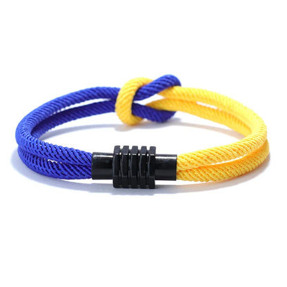 Bracelet Eternal Knot Represents a strong and endless bond