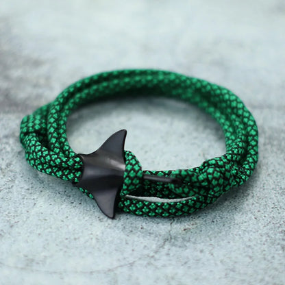 Bracelet Saltwater Loop A bow that captures the essence of the sea and the free spirit of surfing