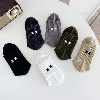 Calcetines de algodón bordados a media pantorrilla - UE 38-44, 4 colores, unisex