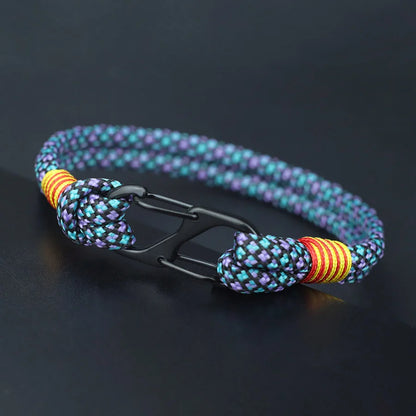 Two-Tone Rope Bracelet for Men – Zinc Alloy Carabiner Clasp