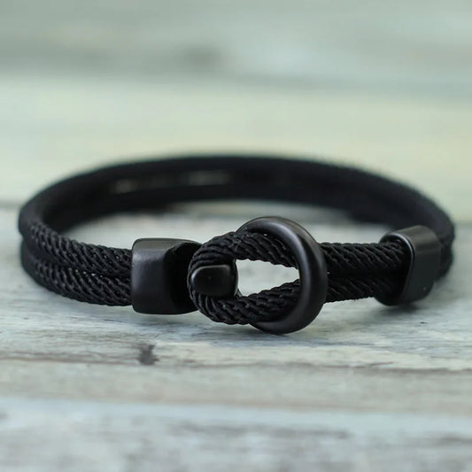DualEdge bracelet The perfect combination of two layers that represent strength and flexibility