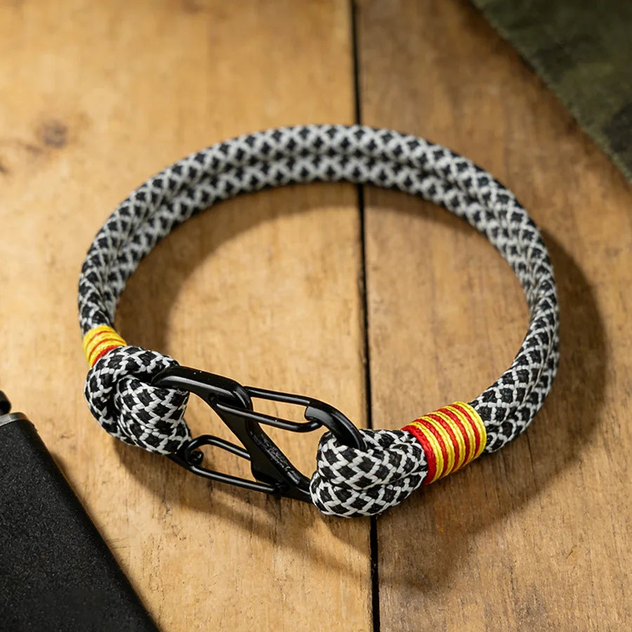 Two-Tone Rope Bracelet for Men – Zinc Alloy Carabiner Clasp